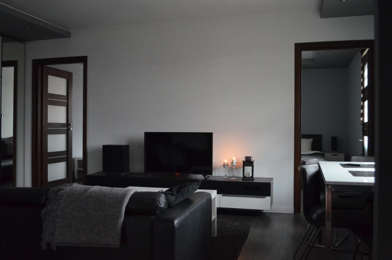 Apartment City Center - Free Parking - Easy Check-In Хожов Екстериор снимка