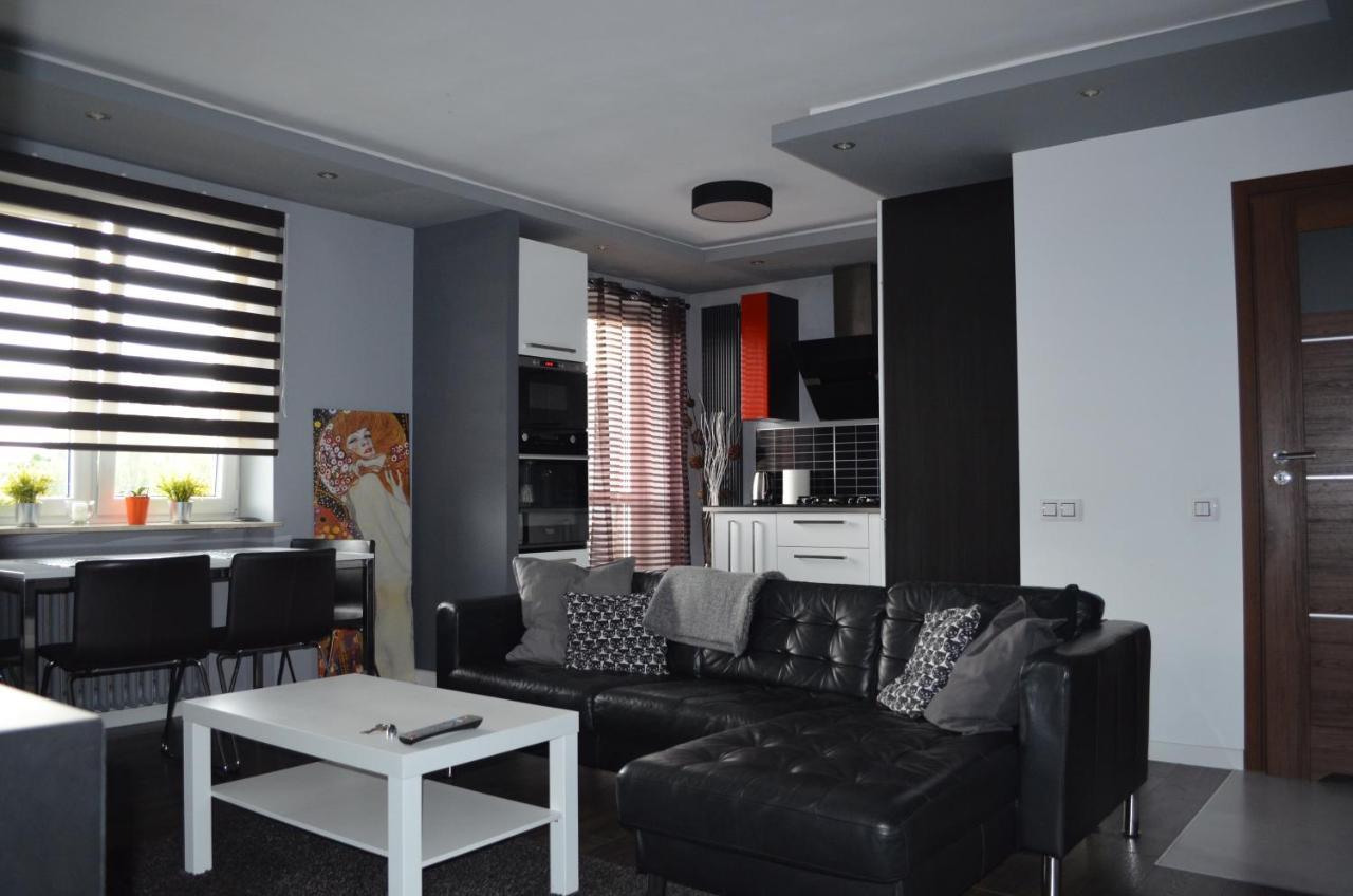 Apartment City Center - Free Parking - Easy Check-In Хожов Екстериор снимка
